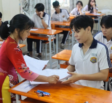 Nhiều tỉnh, thành đề xuất thi tốt nghiệp THPT sớm ba tuần